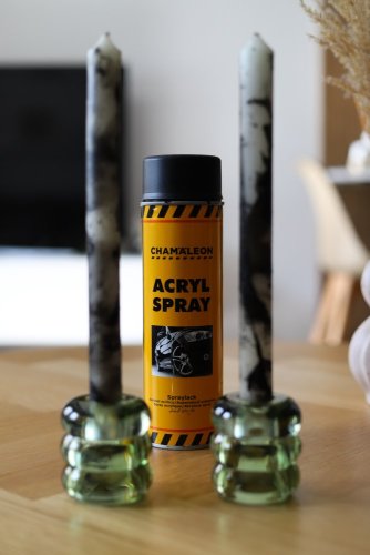 Černý lak polomatný ve spreji 500ml – Chamäleon