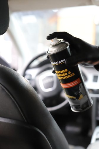 Vyživující čistič na kůži a koženku Chamäleon 500 ml